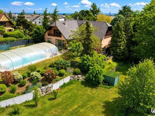 Villa 11 pièces 300 m²