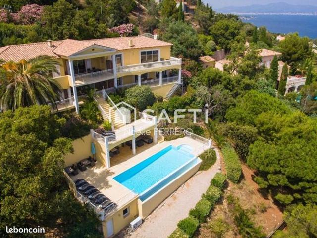 Villa 11 pièces 320 m²
