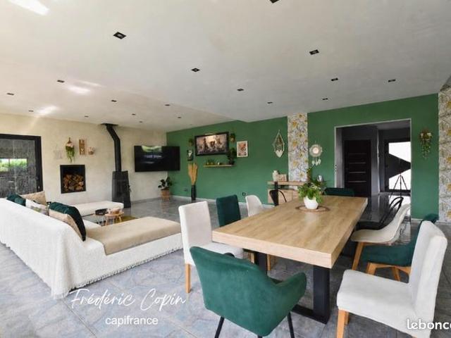 Villa 11 pièces 365 m²