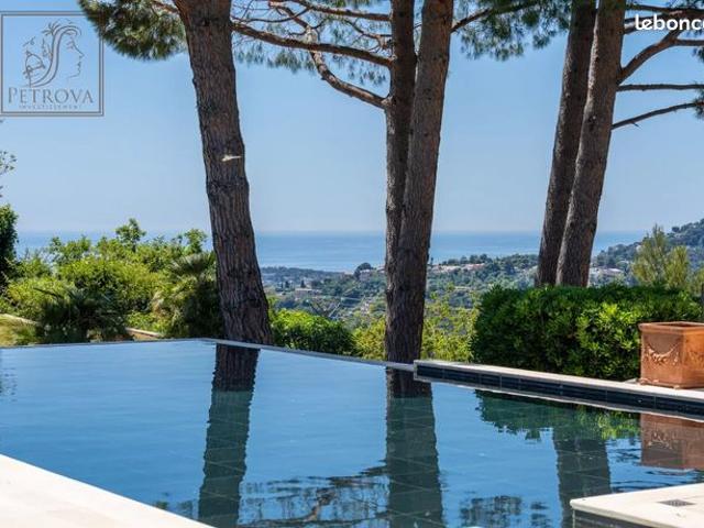 Villa 11 pièces 366 m²