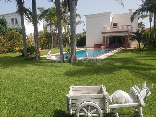 Villa 1200m2 avec piscine