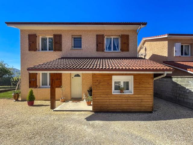 Villa 122 m² non mitoyenne, lumineuse et sans travaux