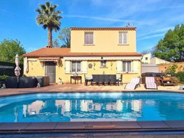 Villa 125 m² en R+1 avec piscine + sp