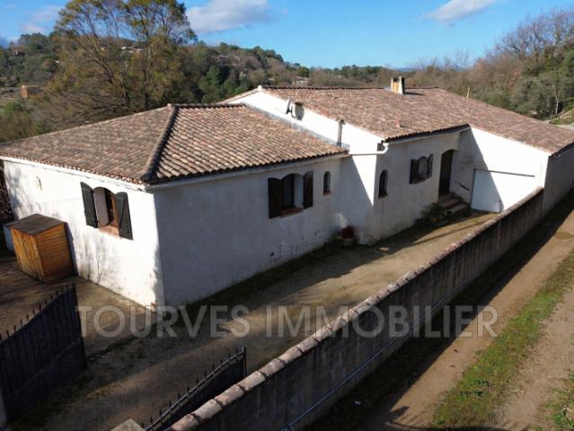 VILLA 125m2 TOURVES AVEC GARAGE