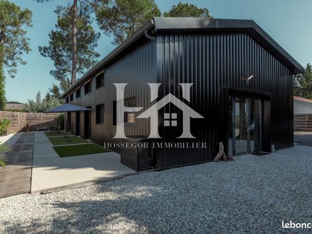 Villa 12 pièces 300 m²