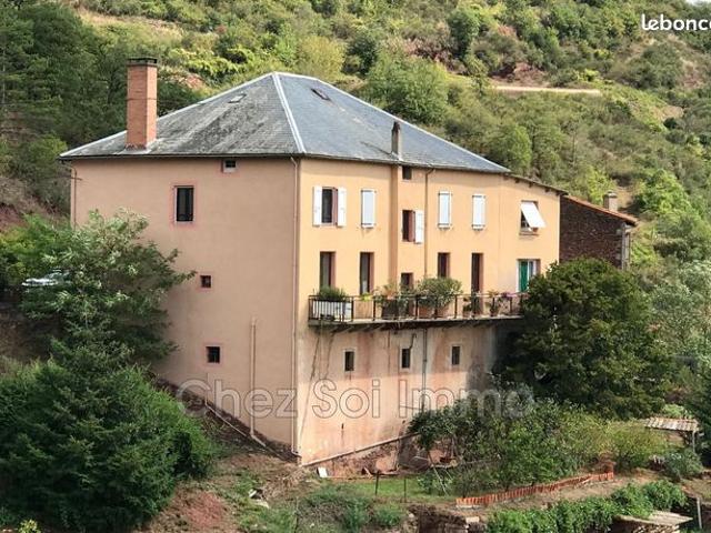Villa 12 pièces 310 m²