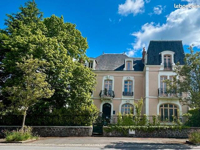 Villa 12 pièces 311 m²