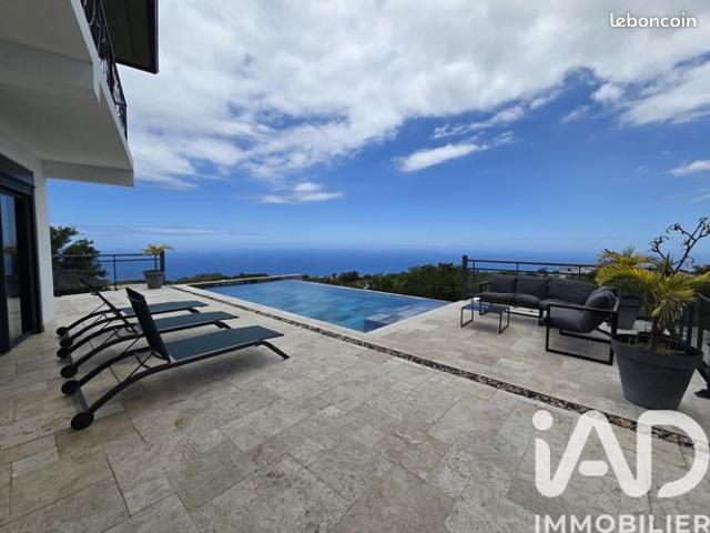 Villa 12 pièces 422 m²