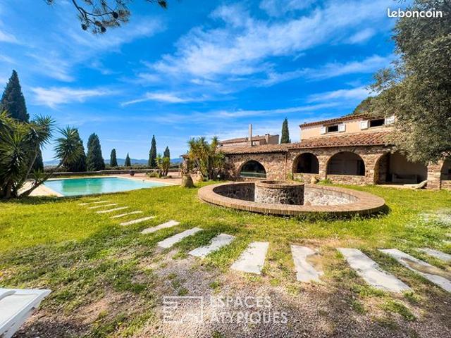 Villa 12 pièces 500 m²