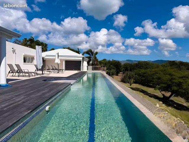 Villa 12 pièces 734 m²
