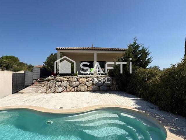 Villa 135m2 Terrain 704 m² piscine,Sous sol,jardin