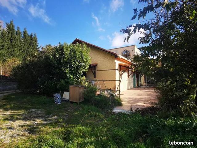 Villa 136 m² Valaurie