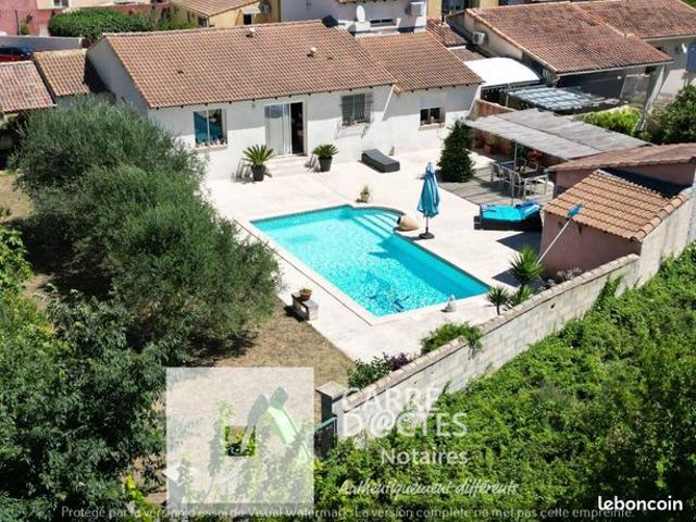 Villa 136 m² Clarensac