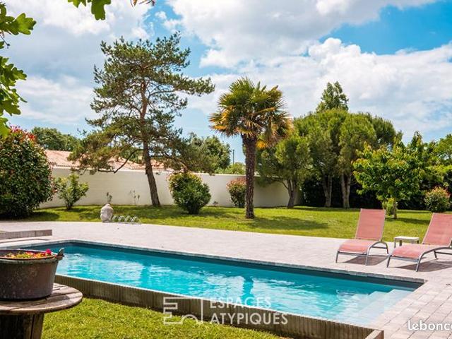 Villa 14 pièces 216 m²