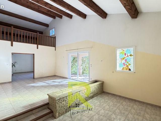 Villa 14 pièces 350 m²
