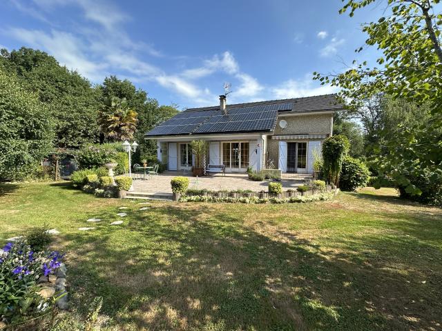 Villa 153 m2 à Espoey