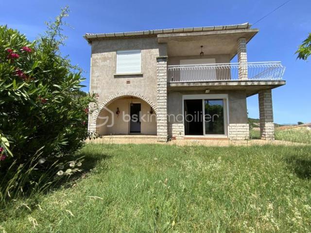 Villa 153 m² avec vue dominante – Terrain d’environ 1 000 m² – Rousson Pont d’Avène