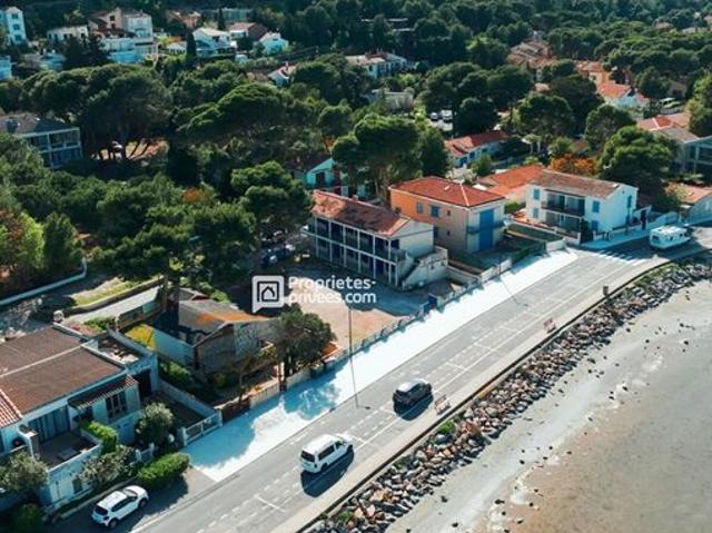 Villa 16 pièces 150 m²