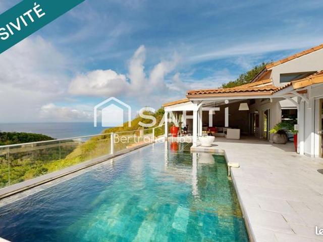 Villa 16 pièces 500 m²