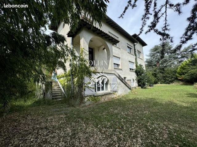 Villa 16 pièces 600 m²
