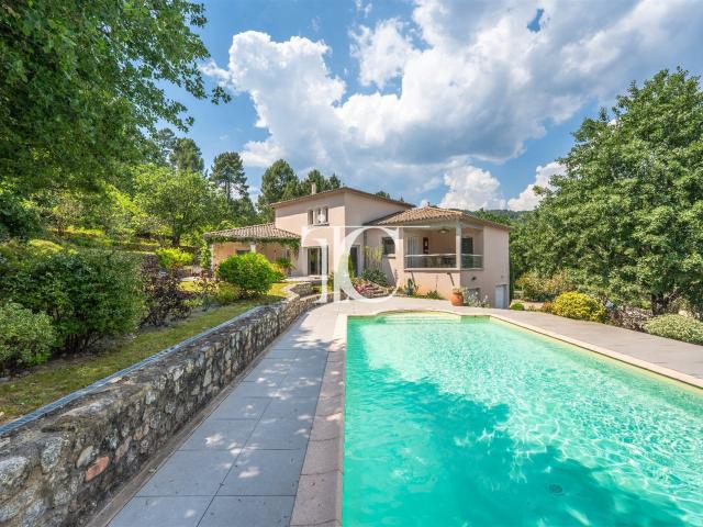 Villa 171M² Habitables Piscine 10X5 2795M² De Terrain 171m² Les Vans