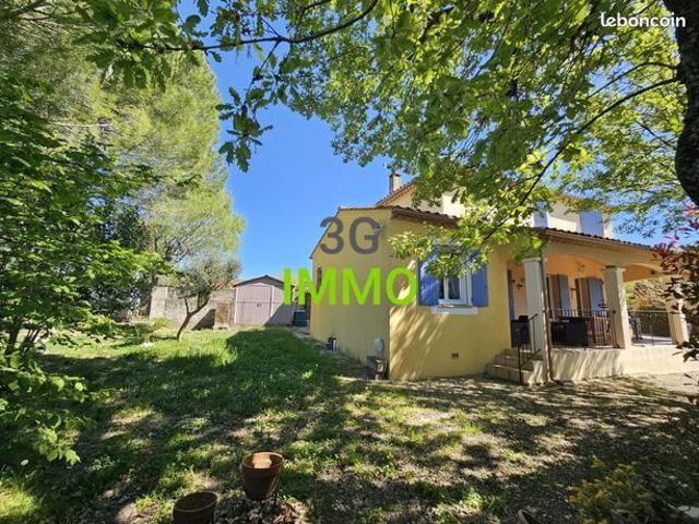 Villa 2003, 4 chambres| Terrasse couverte et jardin 744 m² | Sainte Anastasie