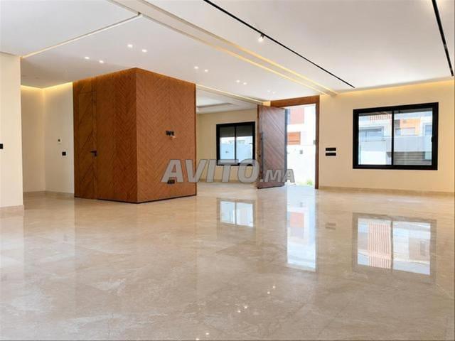Villa 200m H.stand à vendre à Nassim Almaz casa
