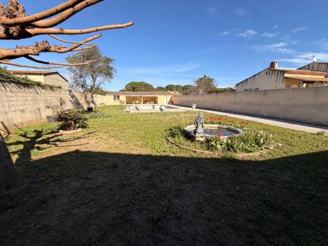 Villa 210 m2 avec piscine a Lansargues