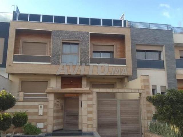 Villa 280m² à vendre à Nassim Islane Casa