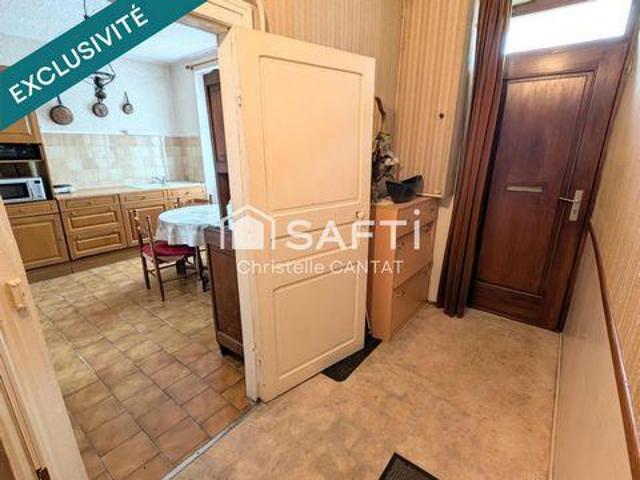 Villa 2 chambres, Montlucon Auvergne 03100 DLS83997873