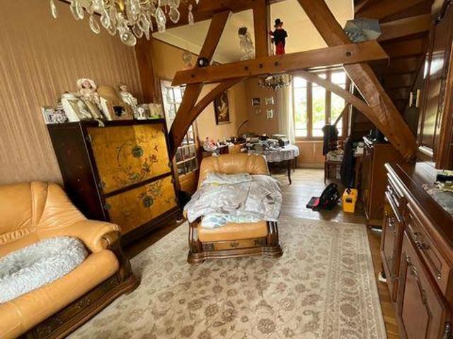 Villa 2 chambres, Bourges Centre 18000 DLS83997717