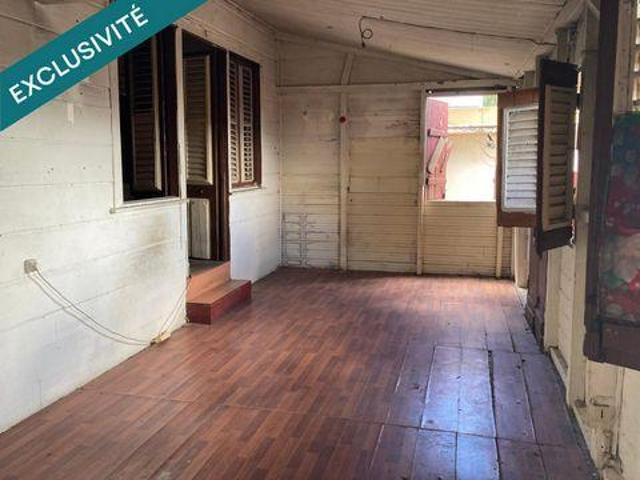 Villa 2 chambres, Fort De France Bretagne 97200 DLS82187851