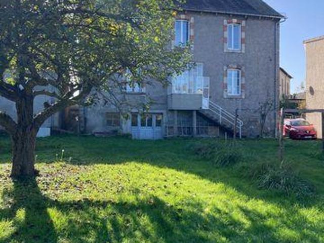 Villa 2 chambres, Ydes Auvergne 15210 DS85189181