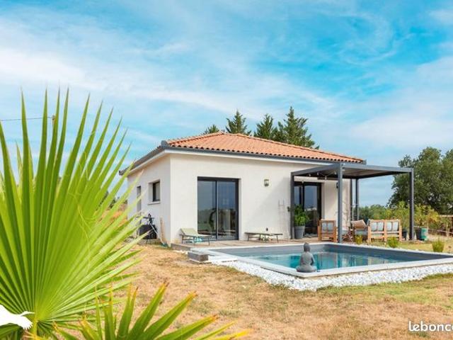 Villa 2 pièces 67 m²