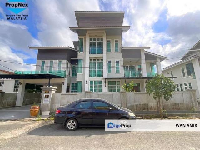 Villa 2 Tingkat Setengah @ Pasir Tumbuh untuk Dijual