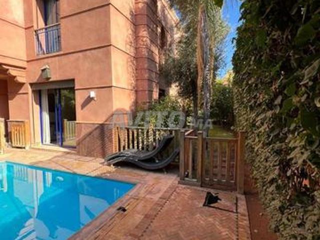 Villa 300m Meublée Route De Casa