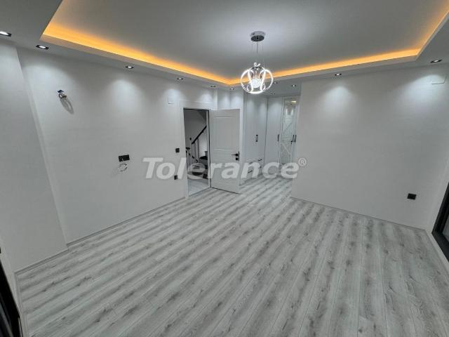 Villa 3+1 Mersin, Türkiye 219714