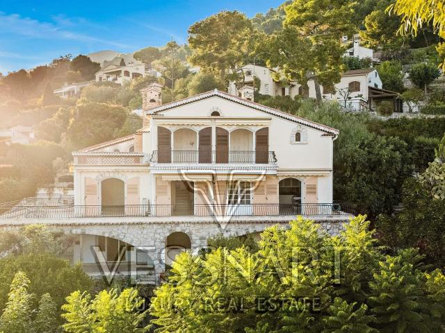 Villa 365 m² vue mer panoramique, proche Monaco 365m² Roquebrune Cap Martin