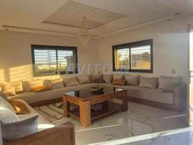 Villa 3 niveaux à sidi bouzid