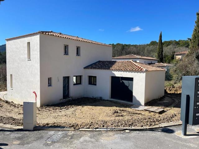 Villa 3 chambres avec garage à AIGUES VIVES