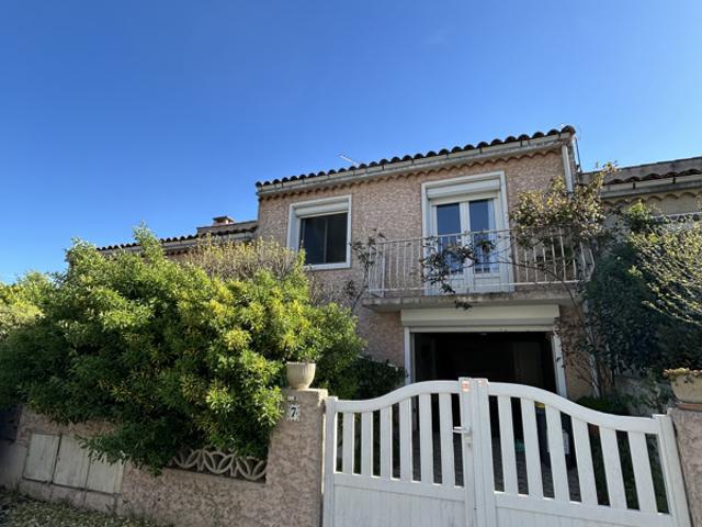 Villa 3 chambres avec sous sol et garage