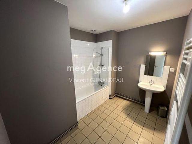 Villa 3 chambres, Andreze Pays de la Loire 49600 ES86972654
