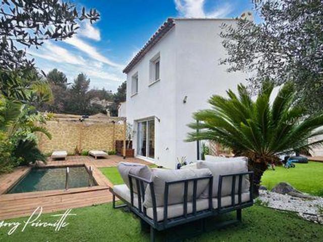 Villa 3 chambres, Le Revest Les Eaux Provence Alpes Côte d'Azur 83200 DS89440458