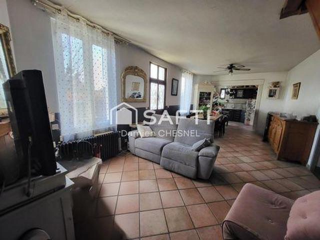 Villa 3 chambres, Saint Amand Montrond Centre 18200 DLS87733564