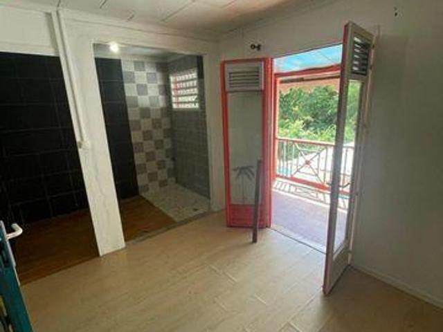 Villa 3 chambres, Sainte Luce Rhône Alpes 97228 DS84270671