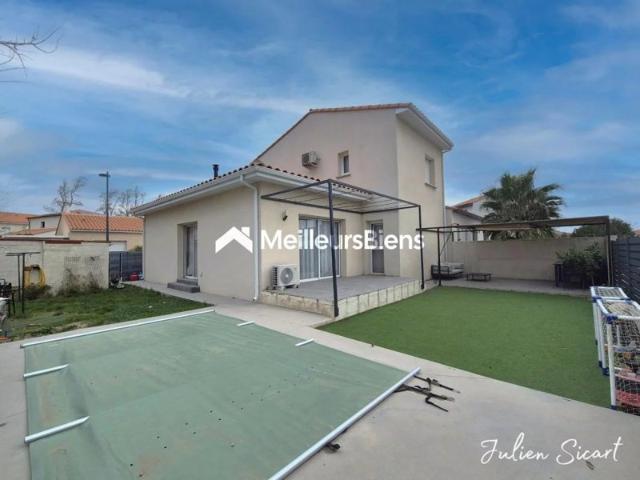 Villa 3 faces avec piscine