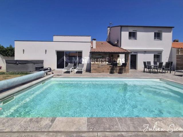 Villa 3 faces entièrement rénovée