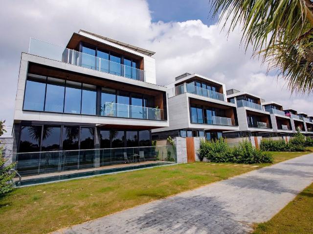 VILLA 3 FLOORS – 4 BEDROOMS FOR LONG TERM RENT – ONE RIVER VILLA, NGU HANH SON, DANANG