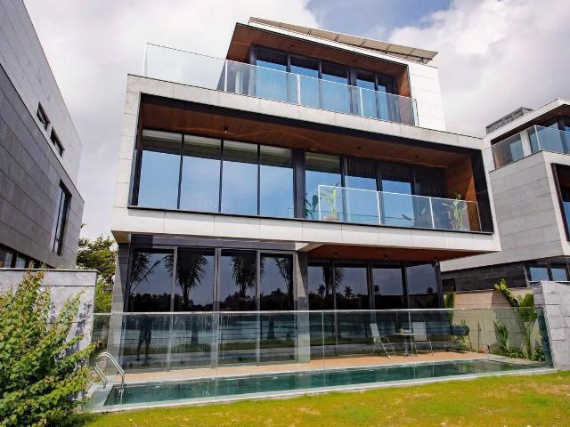 VILLA 3 FLOORS – 5 BEDROOMS FOR LONG TERM RENT – ONE RIVER VILLA, NGU HANH SON, DANANG