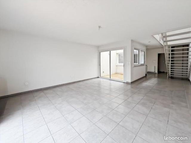 Villa 3 pièces 77 m²